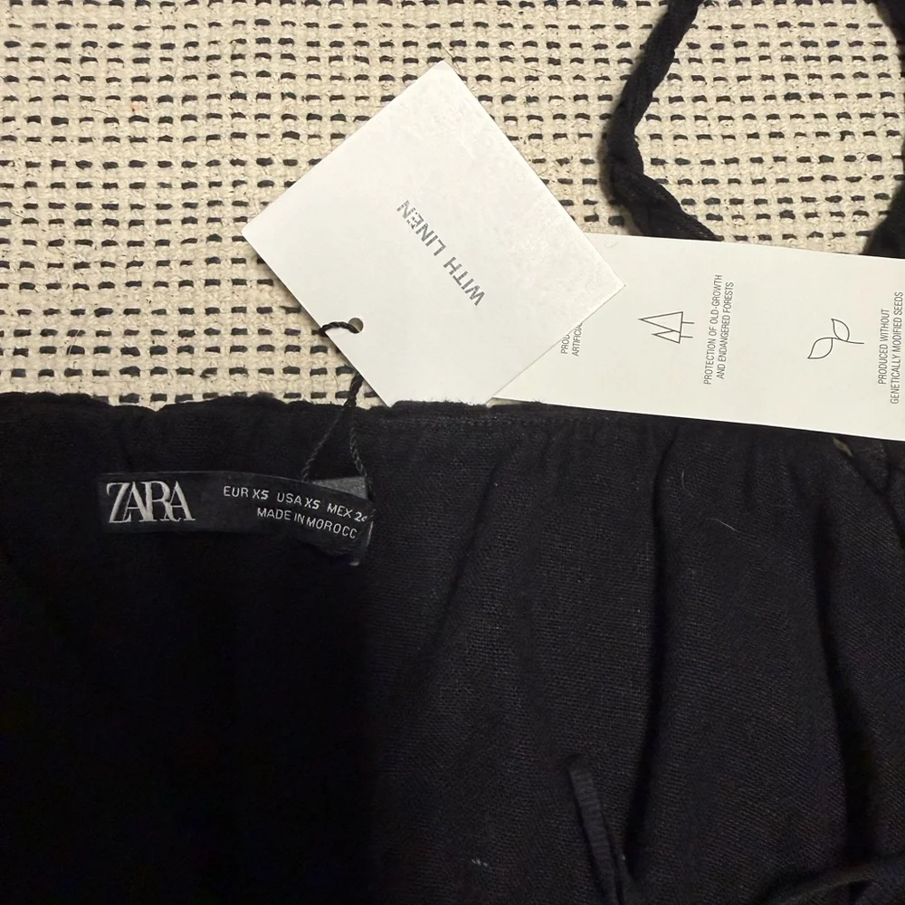 Zara Woman’s Black Linen Blend Romper